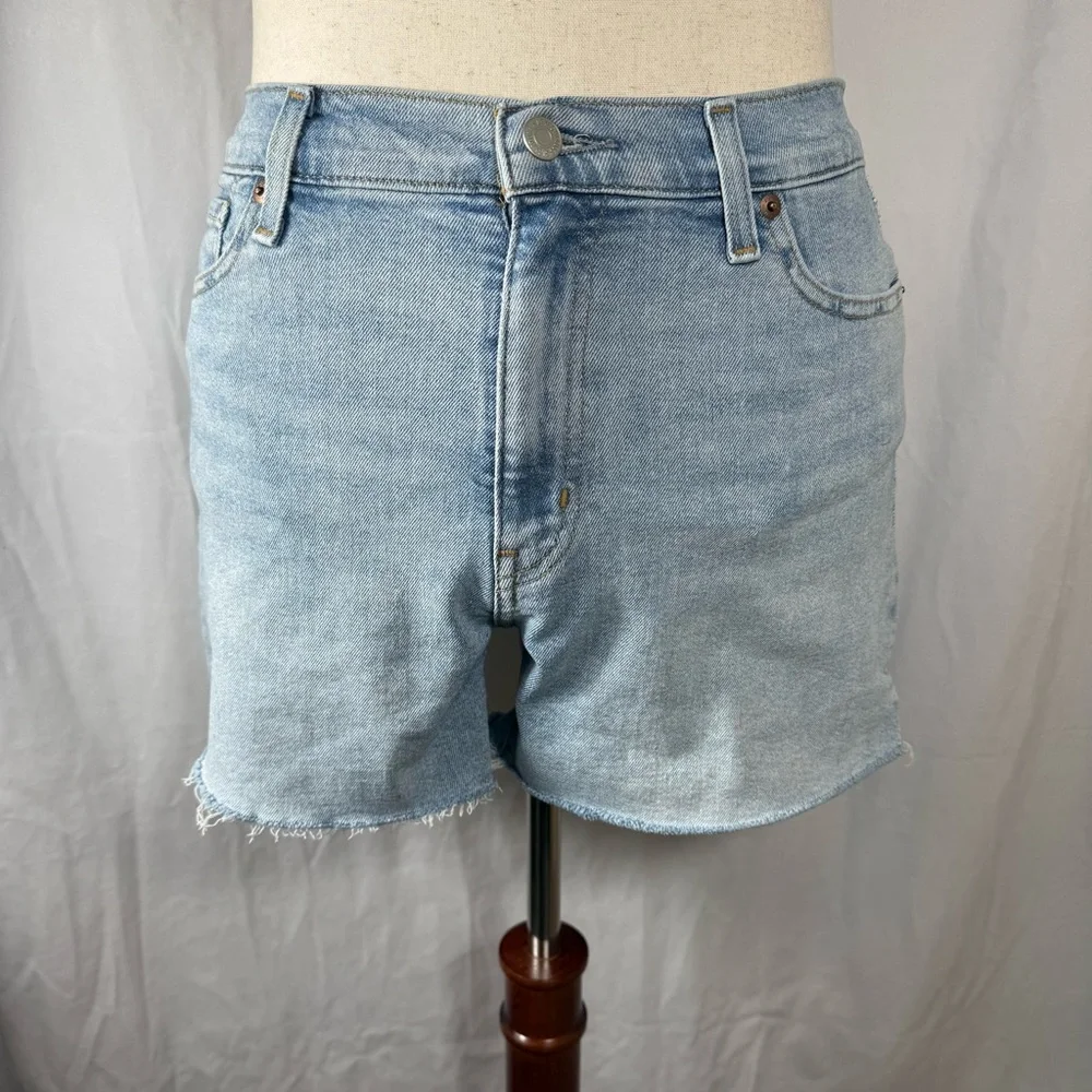 Levi’s Strauss‎ Signature Vintage Original Shorts Womens Size 6 Frayed Hem
